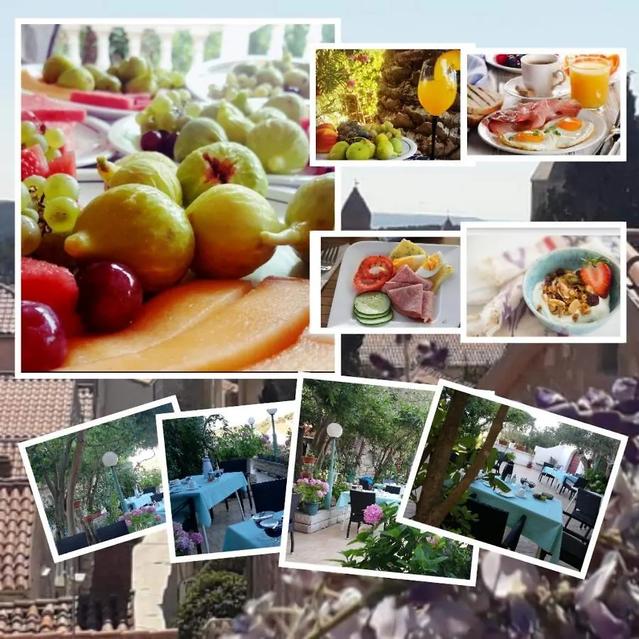 Guest house Riviera Rooms And Apartments Palit