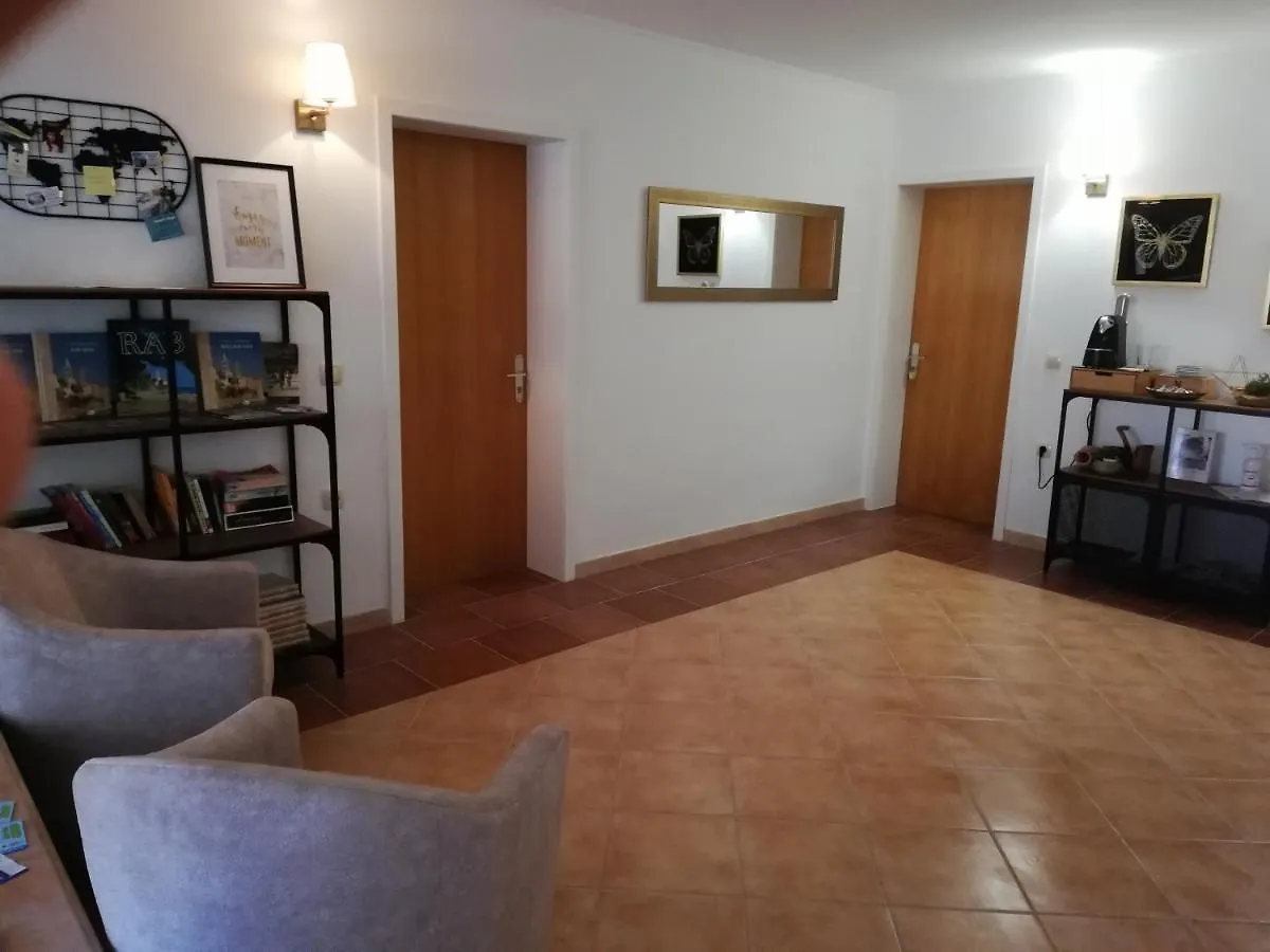 Riviera Rooms And Apartments Palit Guest house