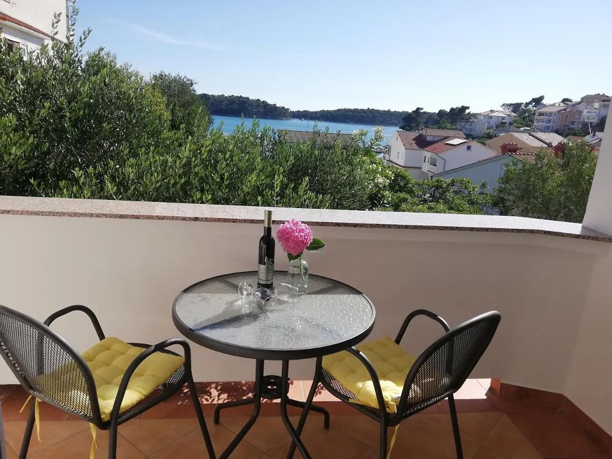 Riviera Rooms And Apartments Palit 4*,  Croatia